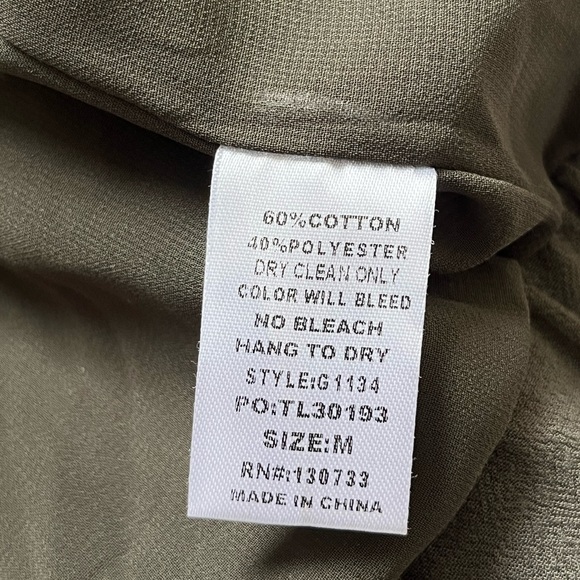 NWT Umgee Floral Embroidered Bomber Jacket Ruffle Olive Green Zip Up Medium - Picture 10 of 14